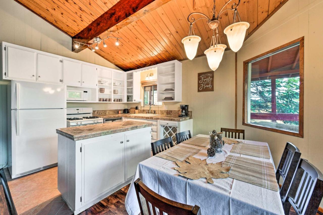 Lake Arrowhead Cabin With Deck And Stunning Mtn Views! San Bernardino Exteriör bild