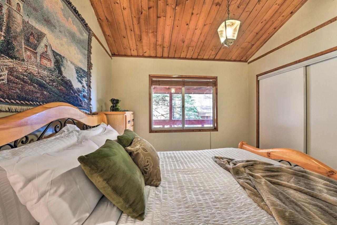 Lake Arrowhead Cabin With Deck And Stunning Mtn Views! San Bernardino Exteriör bild