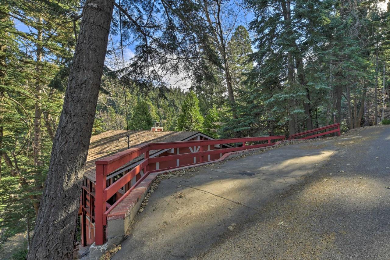 Lake Arrowhead Cabin With Deck And Stunning Mtn Views! San Bernardino Exteriör bild